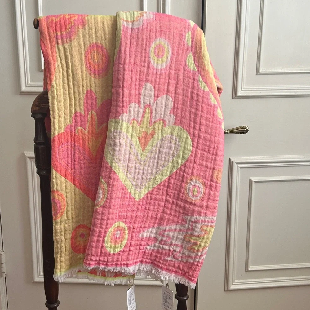 NEON COAST Hippie Hearts FLiPSiDE XL Woven Blanket Towels Festival 44 x 78 Woven